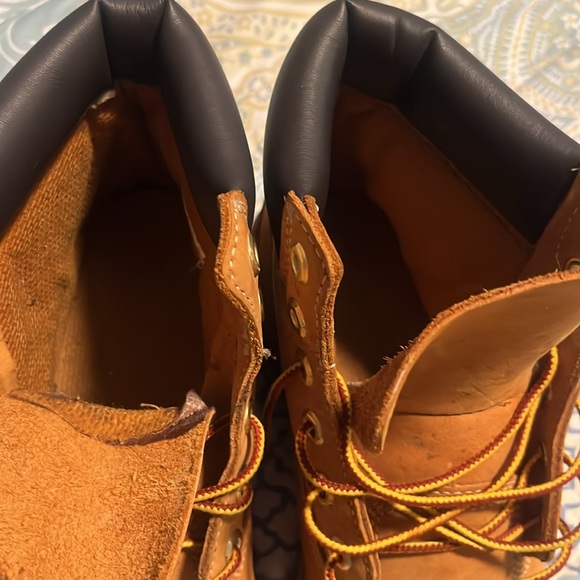 Shoes - Picture 6 of 12